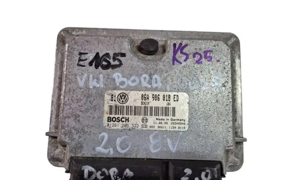 Volkswagen Golf IV Engine control unit/module 06A906018ED 26SA5946 0261206322