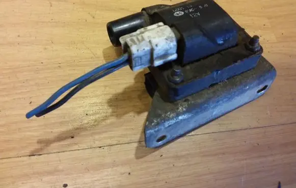 Mazda 323 F High voltage ignition coil G60118100