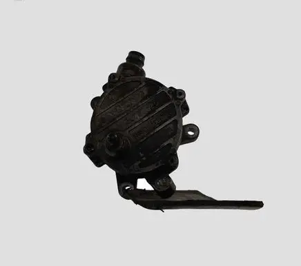 Volvo V70 Vacuum pump 30731825
