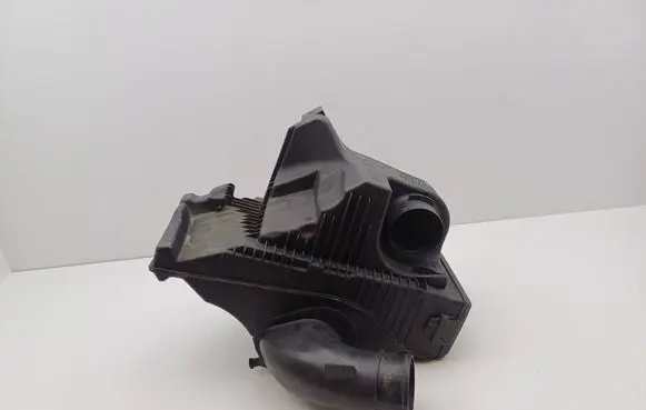 Renault Modus Air filter box 8200398989