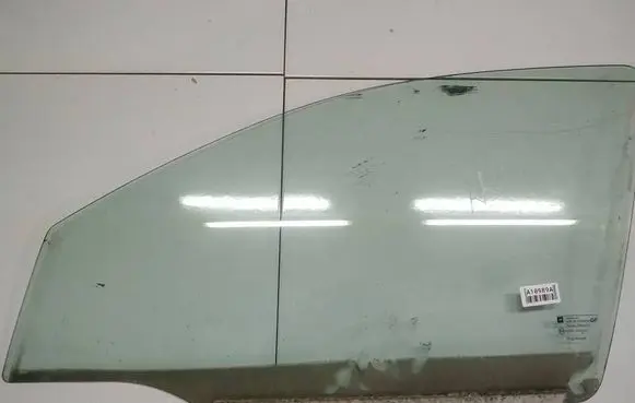 Opel Astra G Front door window glass four-door as2