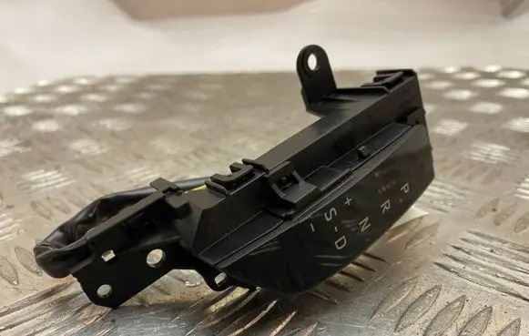 Toyota RAV 4 (XA50) Gear shift selector indicator 76L816LH