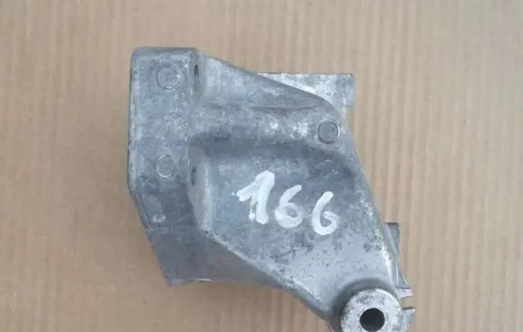 Mercedes-Benz GLE AMG (W166 - C292) Engine mounting bracket A6422236304
