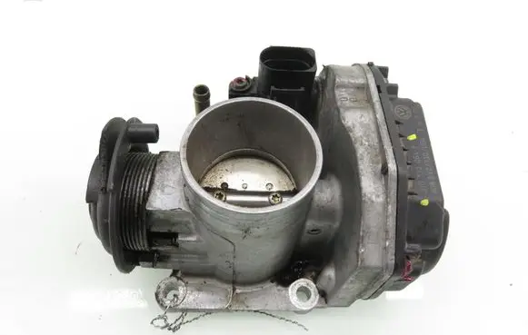 Volkswagen Golf IV Throttle body valve 030133064F