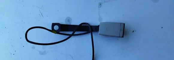 Front seatbelt buckle