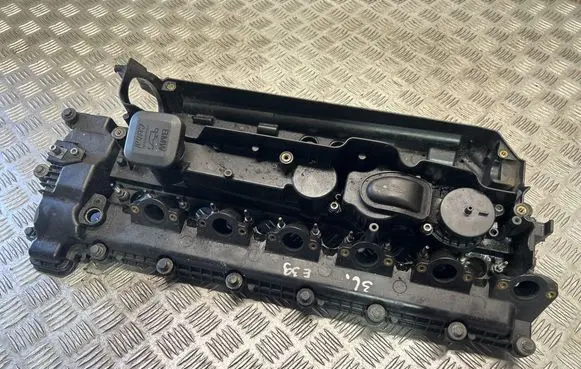 BMW 5 E39 Rocker cam cover 7787980