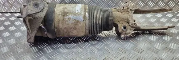 Volkswagen Touareg I Front air suspension shock absorber 7L6616039A 166ATE045163548
