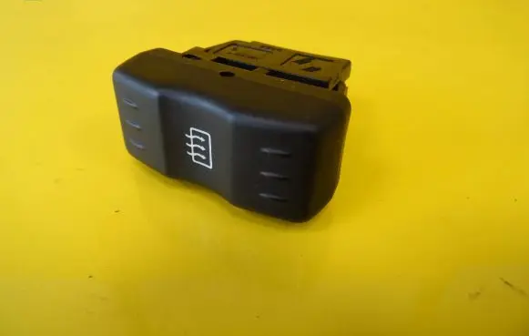 Dacia Logan I Windscreen/window heater switch