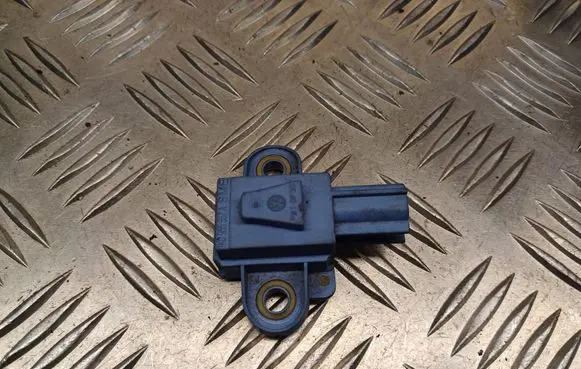 Volkswagen Golf V Airbag deployment crash/impact sensor 1K0955557A