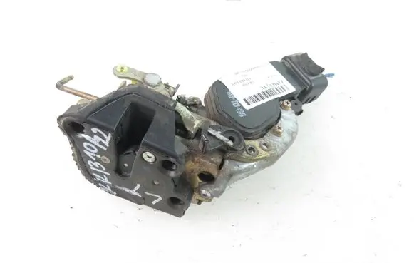 Suzuki Grand Vitara I Rear door lock 