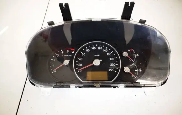 KIA Carens II Speedometer (instrument cluster) 940031d811