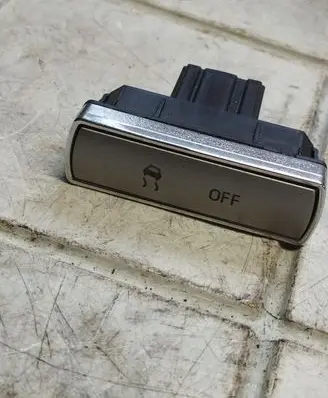 Traction control (ASR) switch