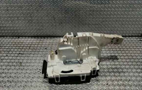 Volkswagen Crafter Front door lock A9067201735 45121168
