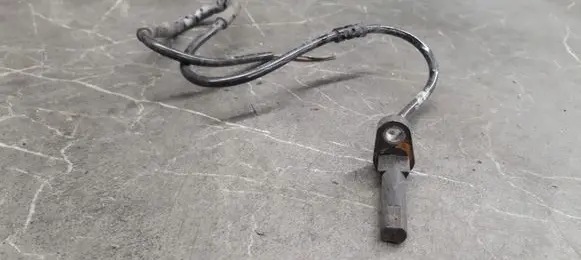 BMW X1 E84 ABS brake wheel speed sensor 0265008238