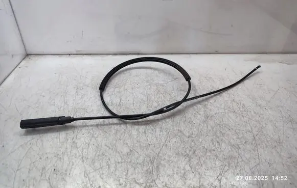 Skoda Superb B6 (3T) Engine bonnet/hood lock release cable 3T0823535A