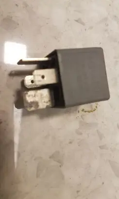 Audi A6 S6 C5 4B Other relay 899511000
