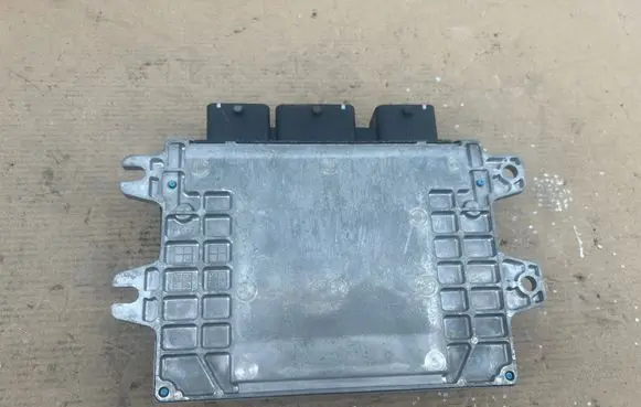 Nissan Leaf I (ZE0) Engine control unit/module MEV01130
