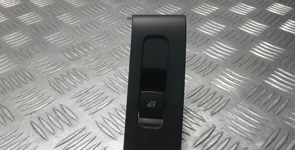 Volvo XC40 Electric window control switch 31456060 31407718