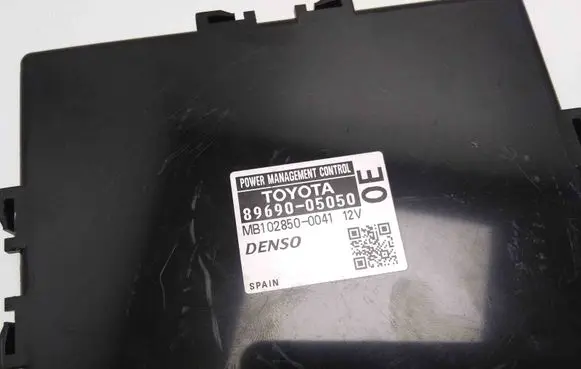 Toyota Avensis T270 Other devices 8969005050