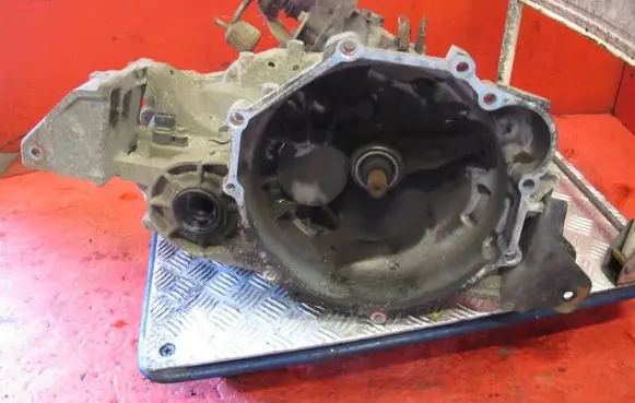 Mitsubishi Lancer Manual 5 speed gearbox F5M422R7B4
