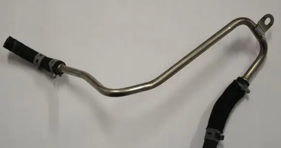 Volkswagen Golf VII Fuel line/pipe/hose 04L131552
