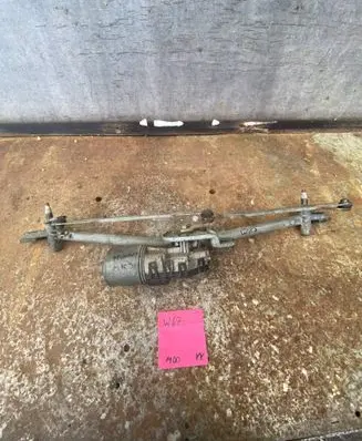Ford Mondeo Mk III Front wiper linkage and motor 0390241702 1S7117508AD