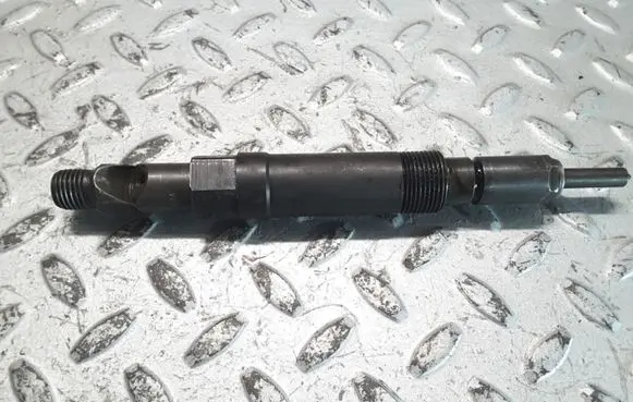 Ford Mondeo Mk III Fuel injector 0432133801