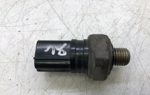 Fuel pressure sensor