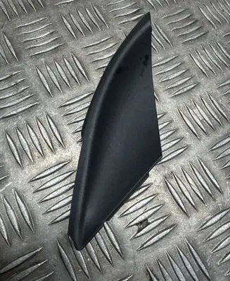 Fiat 500X Wiper trim 735622885