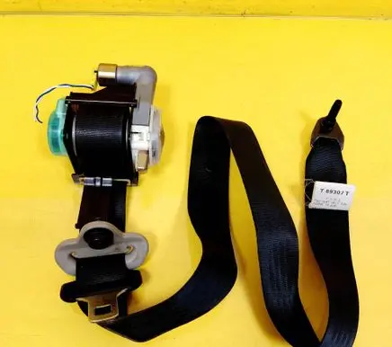 Mazda 2 Front seatbelt T89307T