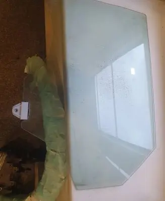 Mazda CX-3 Rear door window glass