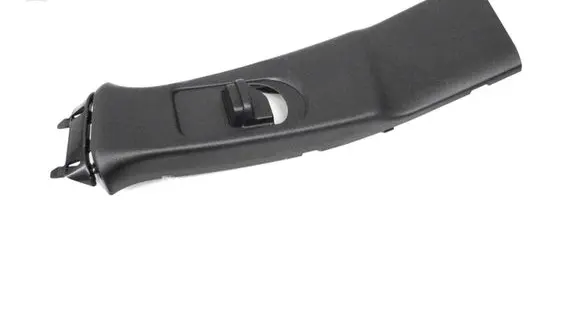 Infiniti Q30 (B) pillar trim (bottom) A1566900725