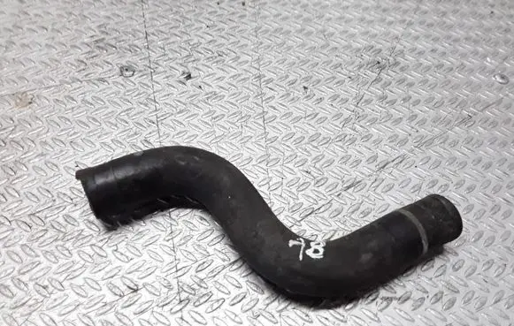 Audi A8 S8 D2 4D Engine coolant pipe/hose