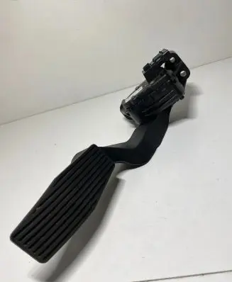 Opel Zafira A Accelerator throttle pedal 9202341 6PV00811400