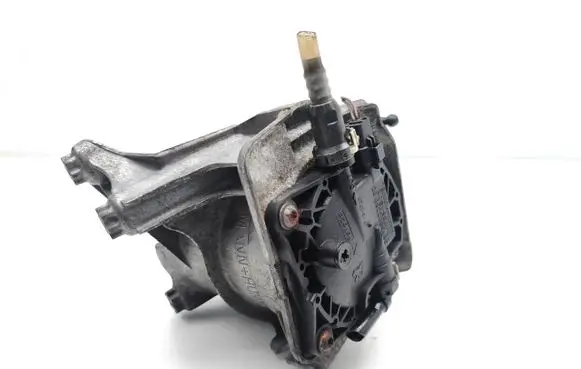 Citroen DS4 Fuel filter housing 9813802280 1040354S02 9684350480