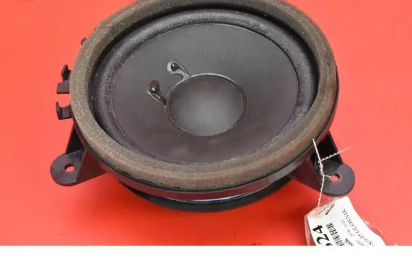 Volvo XC60 Subwoofer speaker 