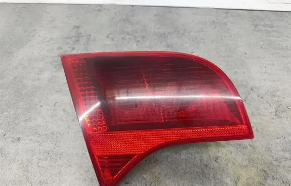 Audi A4 S4 B7 8E 8H Tailgate rear/tail lights 