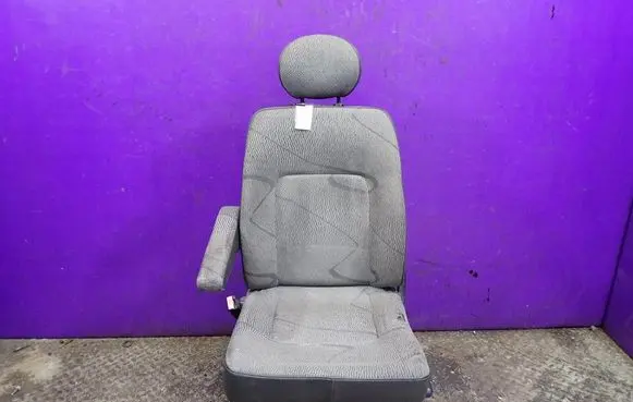 Renault Master II Front driver seat 