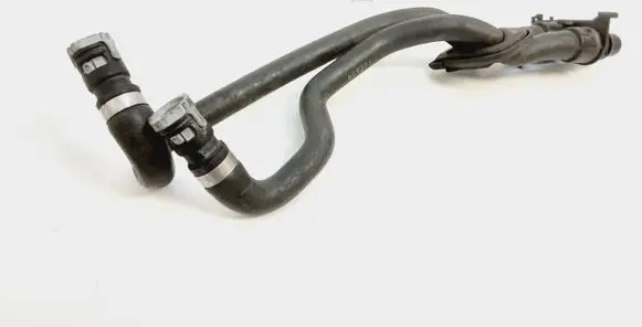Engine coolant pipe/hose