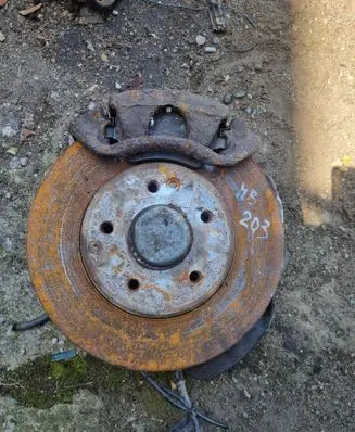 Mercedes-Benz C W203 Front wheel hub spindle knuckle