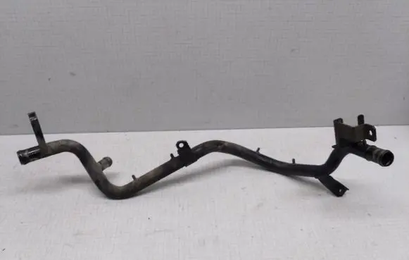 Volkswagen PASSAT B4 Engine coolant pipe/hose