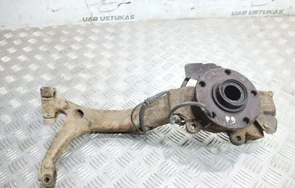 Audi A6 S6 C5 4B Front wheel hub spindle knuckle