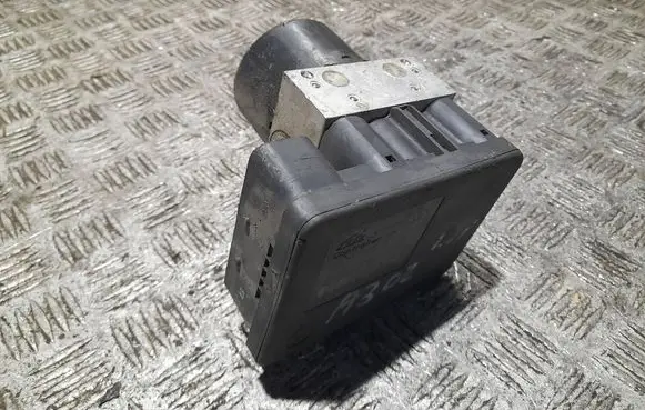 Audi A3 S3 8L ABS Pump 1C0907379E 00006065D5 10096003133
