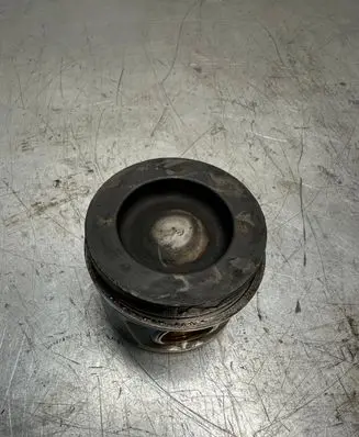 Volkswagen Crafter Piston 79016