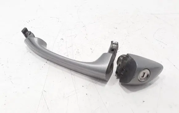 Mercedes-Benz A W169 Front door handle cover 