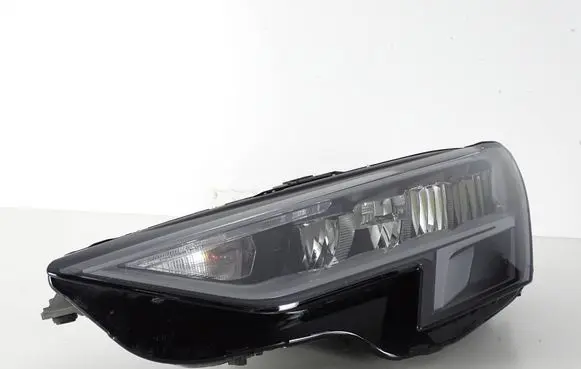 Audi A3 8Y Headlight/headlamp 8Y0941011