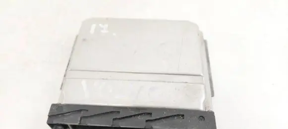 Volvo S70 V70 V70 XC Engine control unit/module 0281001776 09496667a