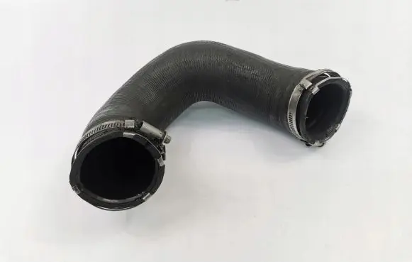 Audi Q7 4L Intercooler hose/pipe 7L6145972E