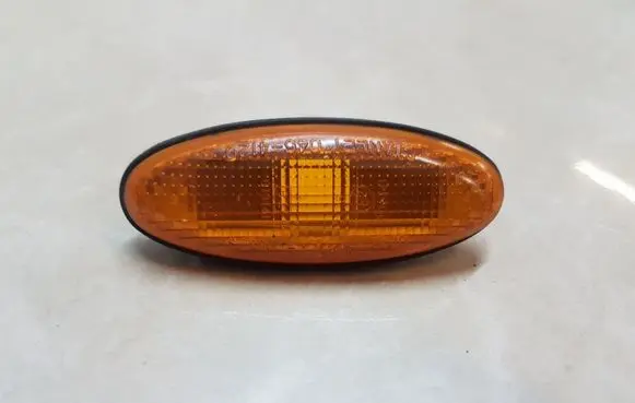 Mitsubishi Pajero Sport I Front fender indicator light