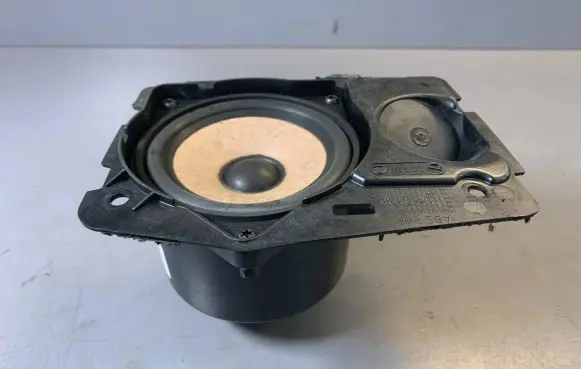 BMW 7 E65 E66 Parcel shelf speaker 6915162 65106915162 65136970068